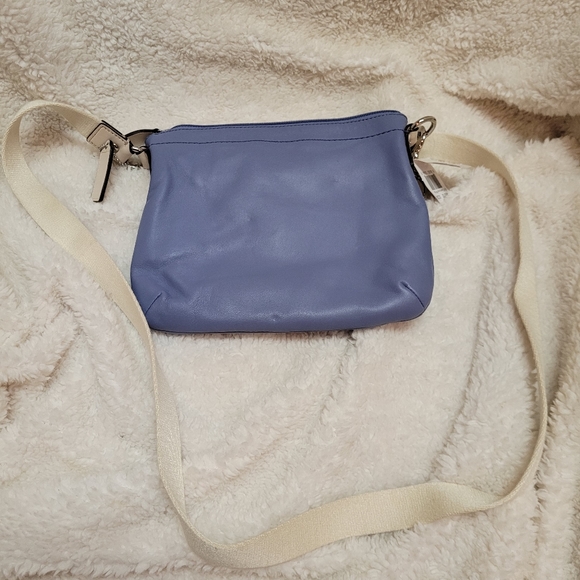 Petite Coach Handbag - Picture 4 of 7